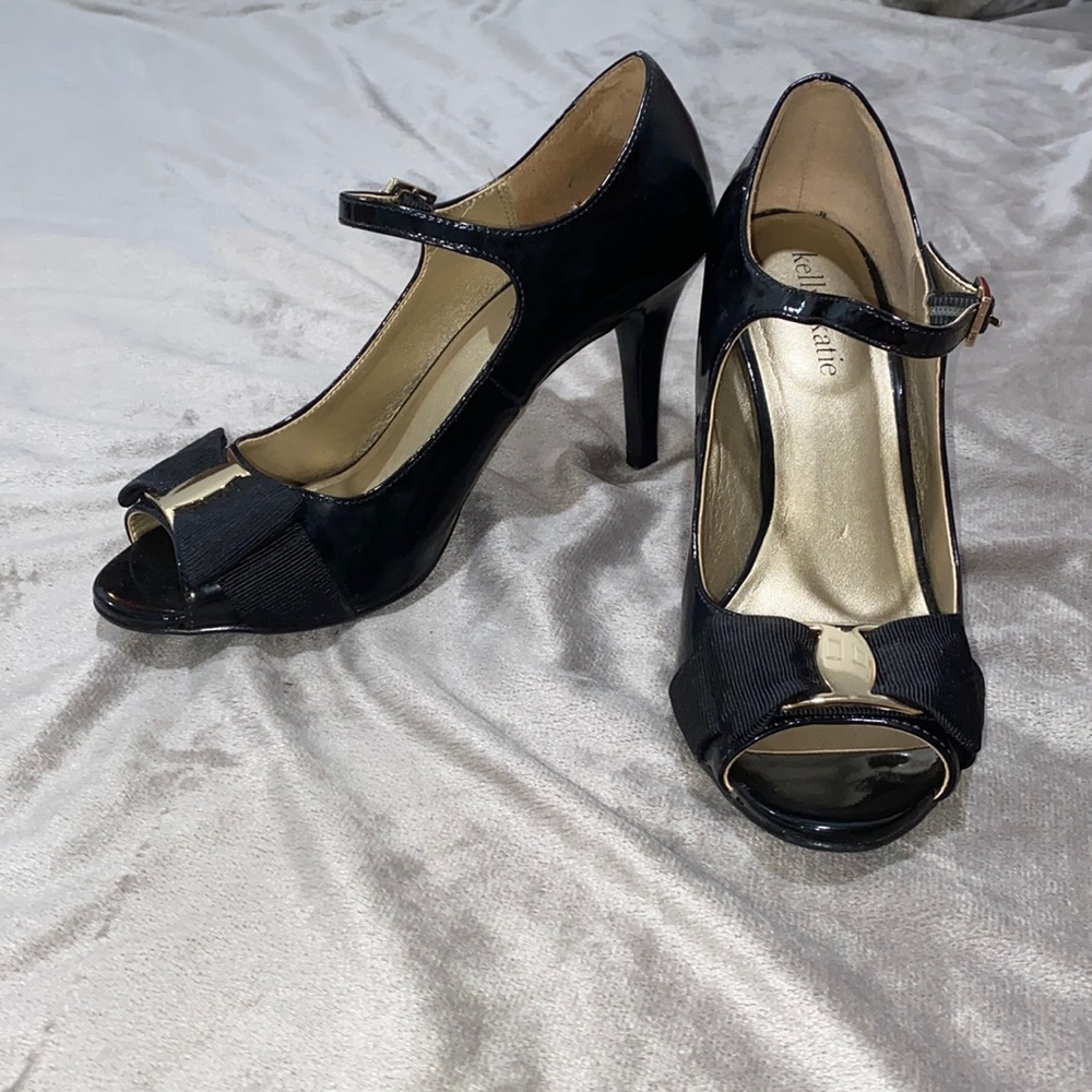 Kelly&Katie Open Toe Heels